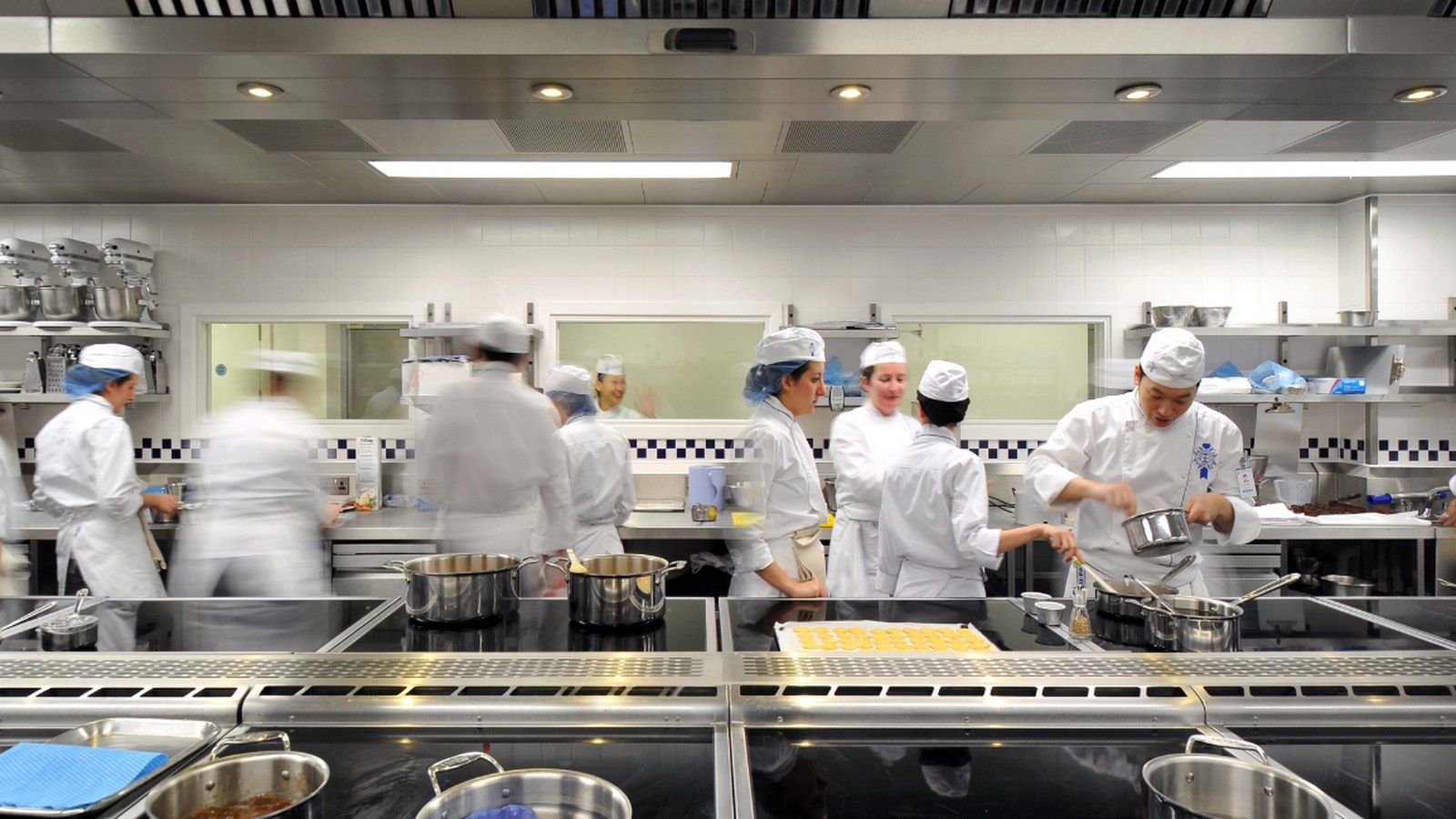 Le Cordon Bleu 藍帶國際學院八大校區及課程講座